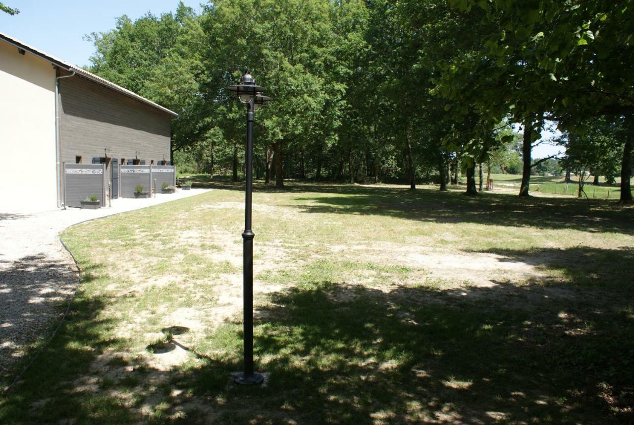 Domaine Du Bois Seguin Acomodação com café da manhã Saint-Loubert Exterior foto